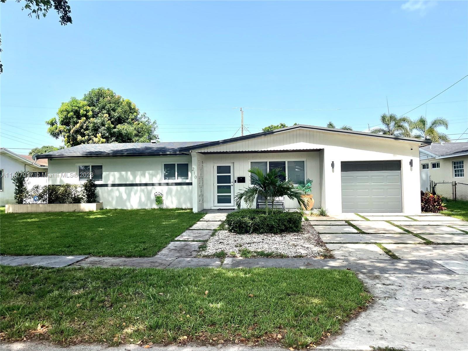 Photo of 210 SW 65th Wy in Pembroke Pines, FL