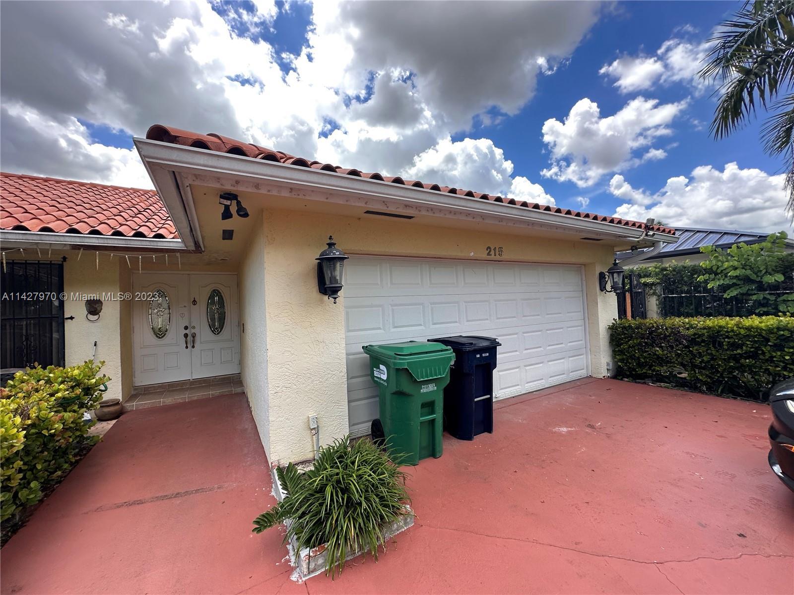 Photo of 215 NW 136th Ct in Miami, FL