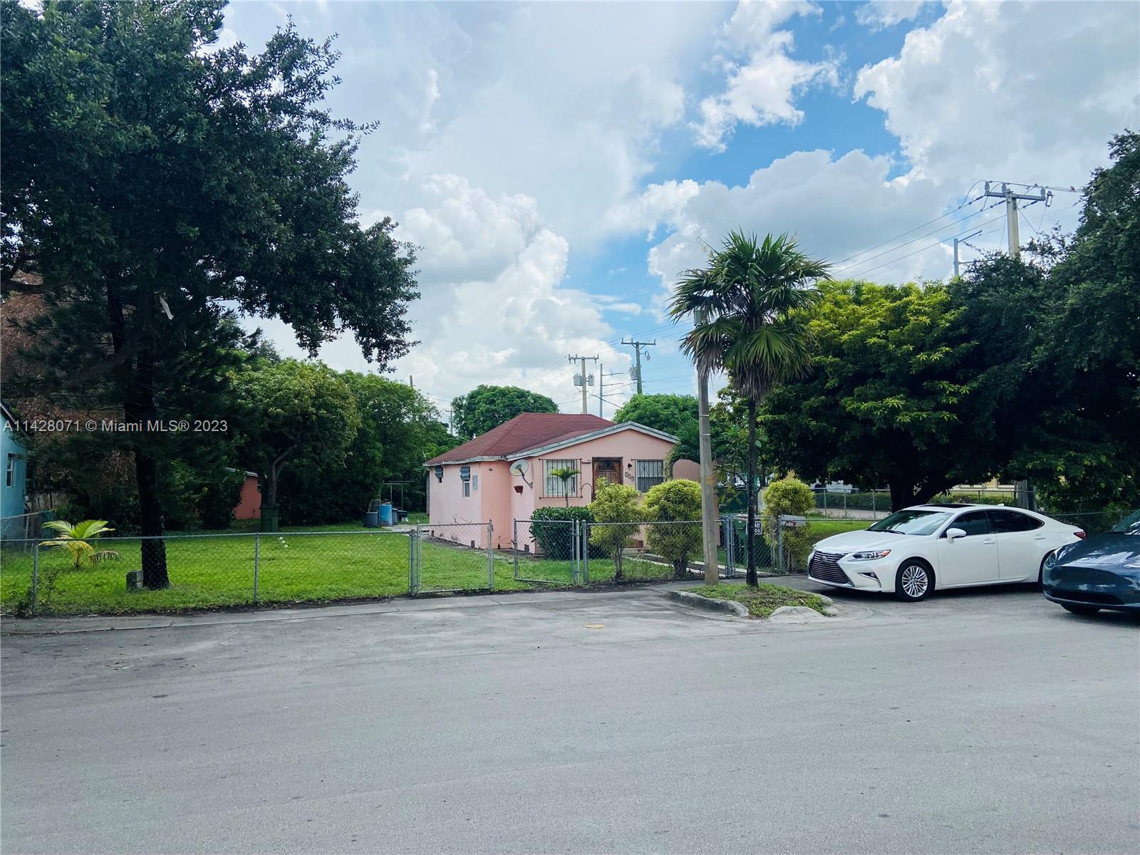 Photo of 729 NW 120th St in North Miami, FL