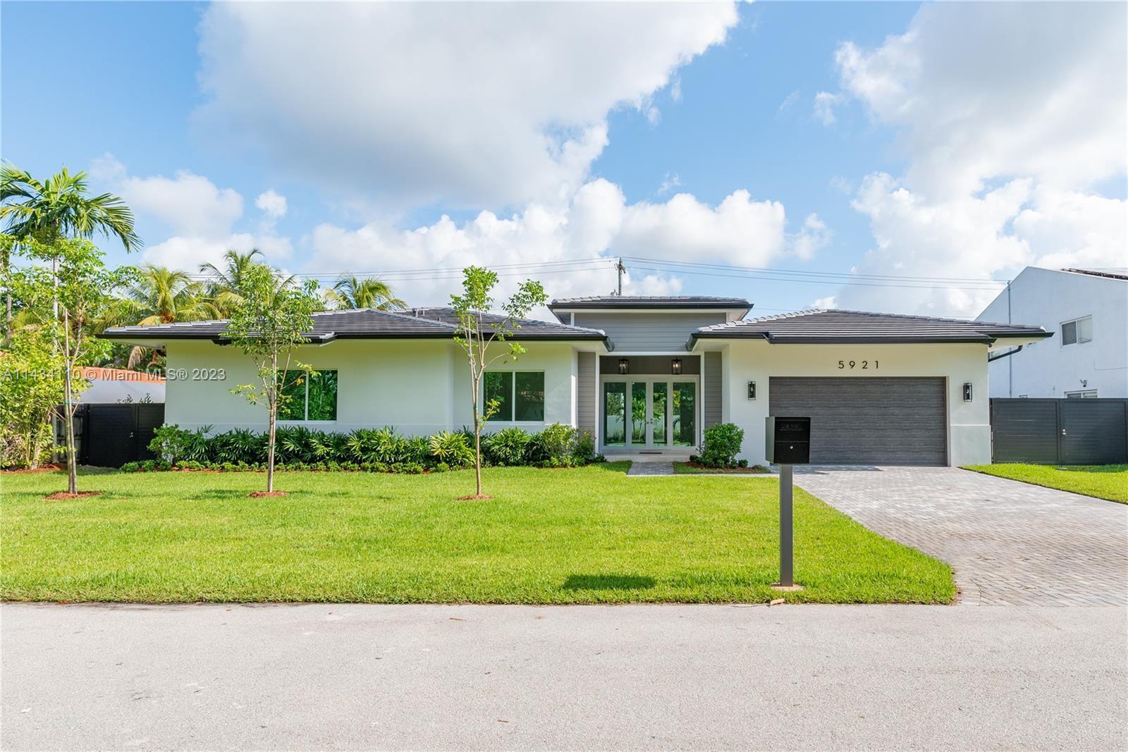 Photo of 5921 SW 56 Ter in South Miami, FL