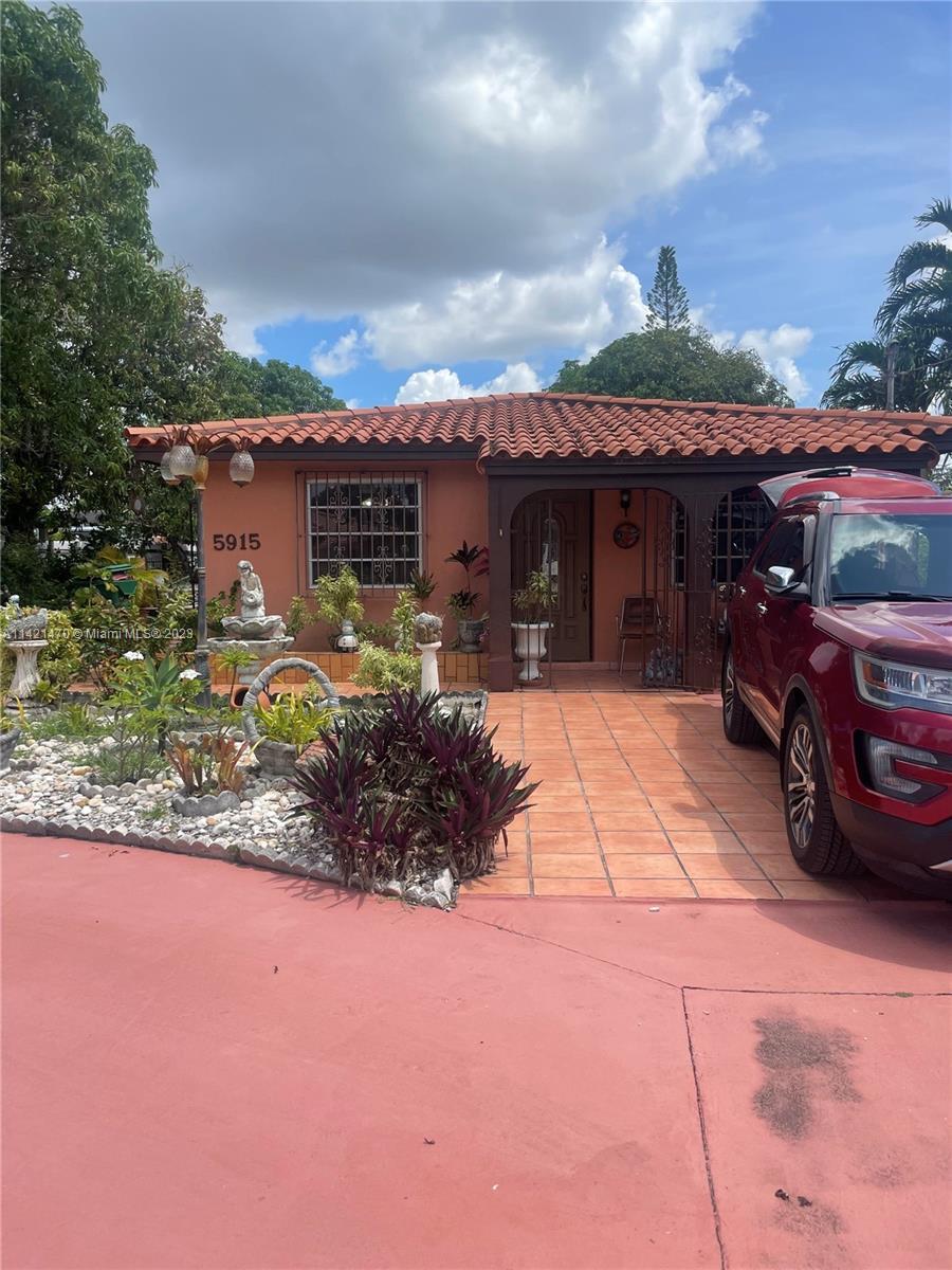 Photo of 5915 SW 3rd St in Miami, FL