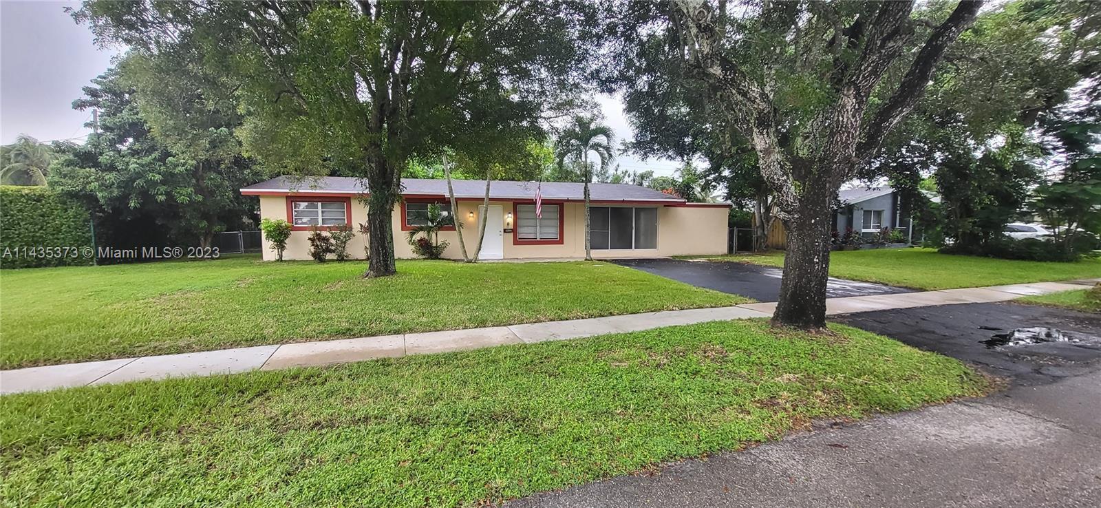 Photo of 5025 SW 90th Ter in Cooper City, FL