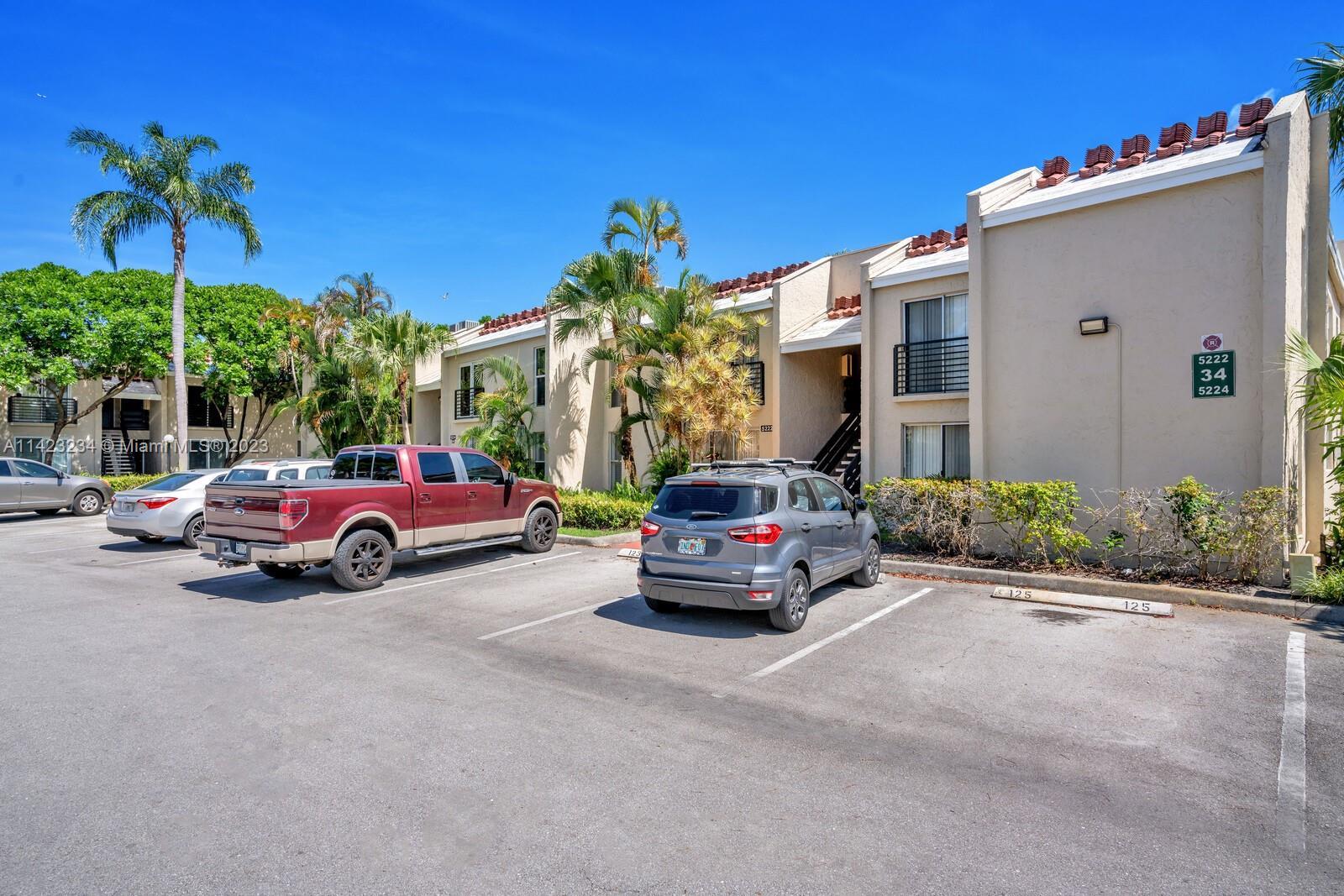 Photo of 5222 NE 6th Ave #E34 in Oakland Park, FL