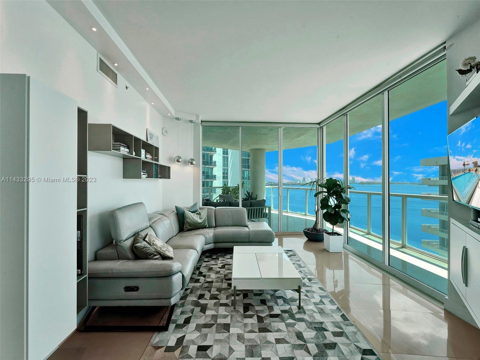 Photo of 218 SE 14th St #1501 in Miami, FL