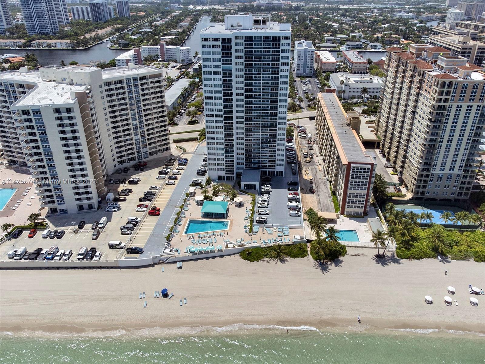 Photo of 3140 S Ocean Dr #911 in Hallandale Beach, FL