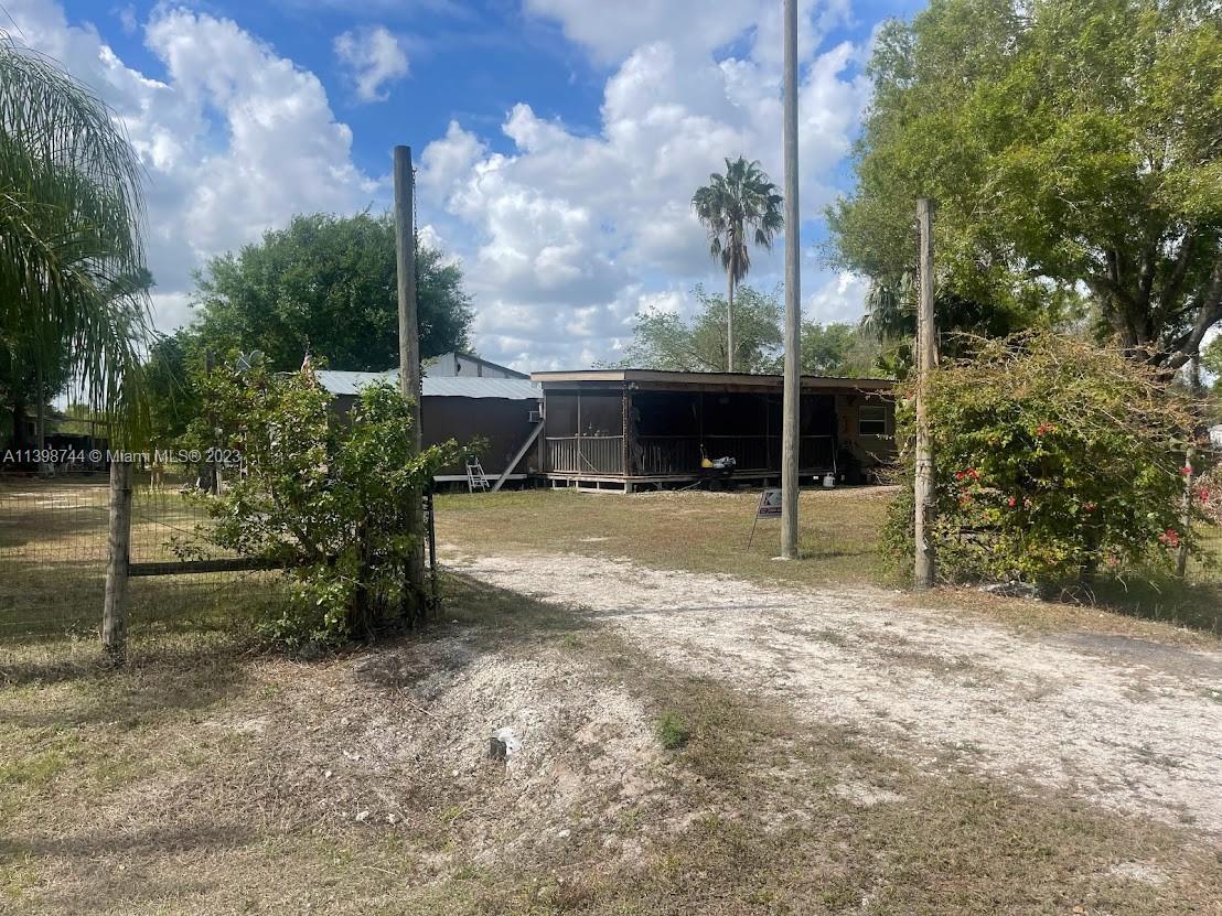 Photo of 810 N Palomino St in Clewiston, FL