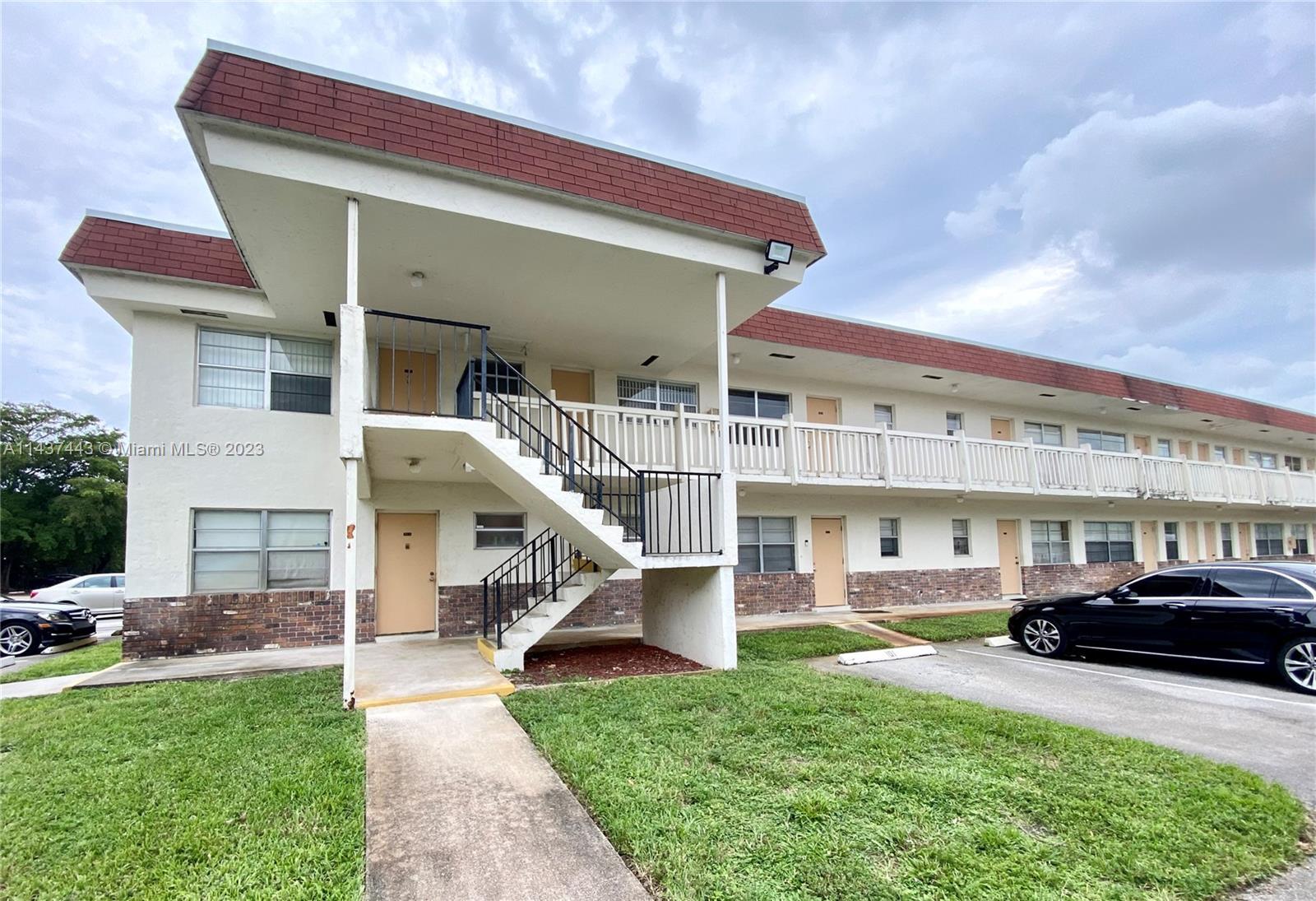 Photo of 4163 SW 67th Ave #215C in Davie, FL