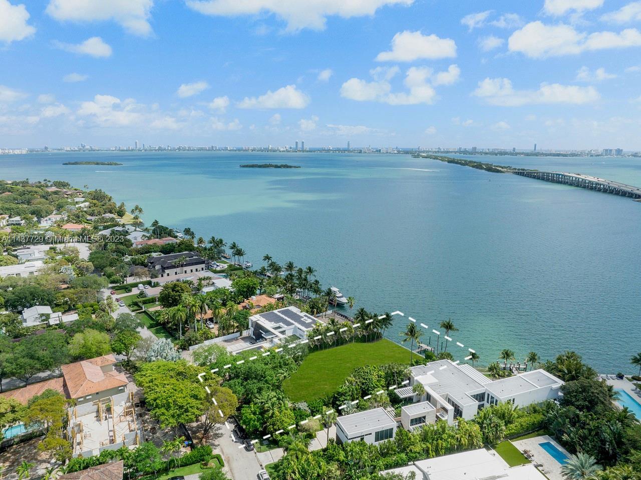 Photo of 586 Sabal Palm Rd in Miami, FL