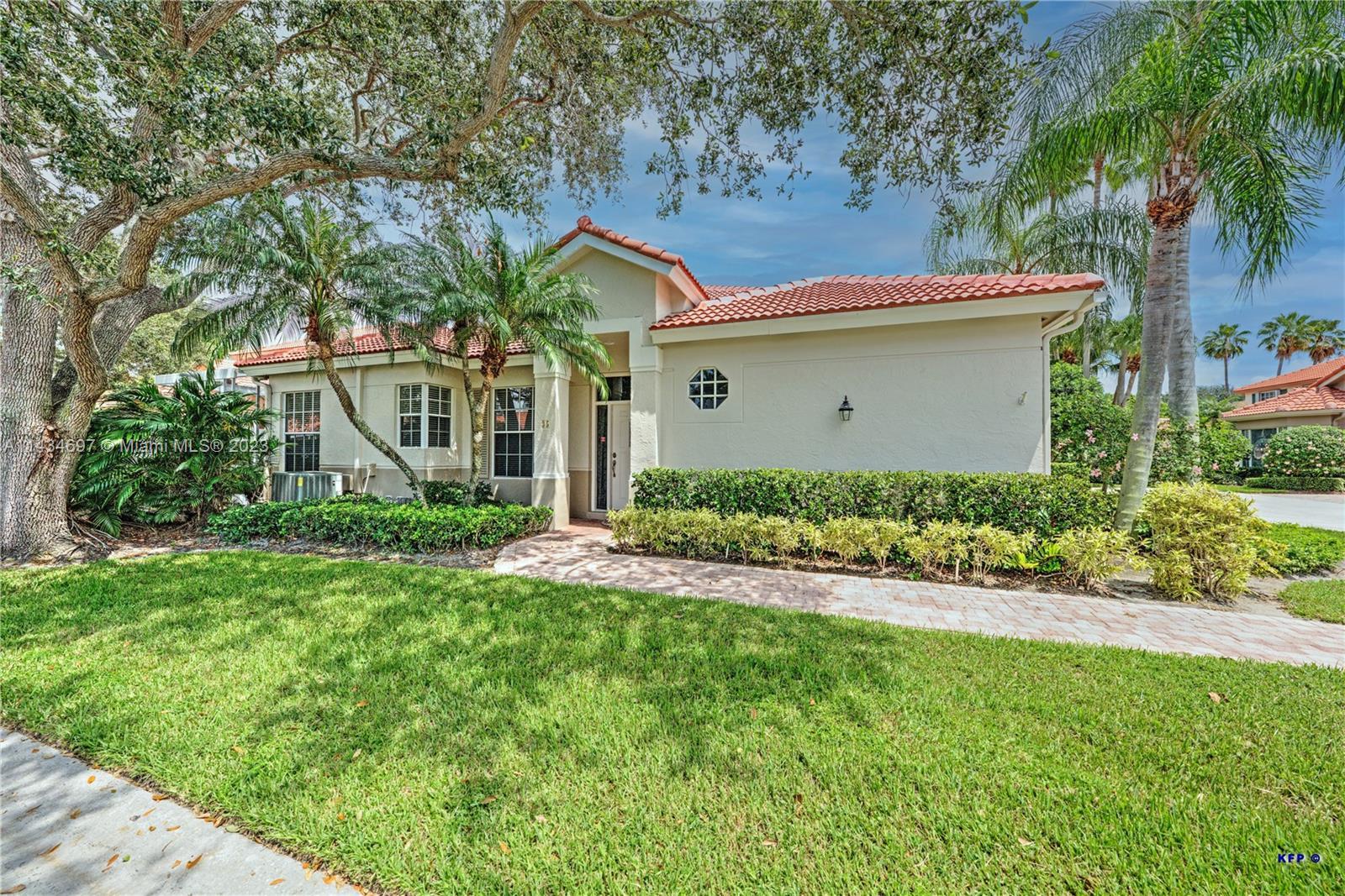 Photo of 35 Monterey Pointe Dr in Palm Beach Gardens, FL