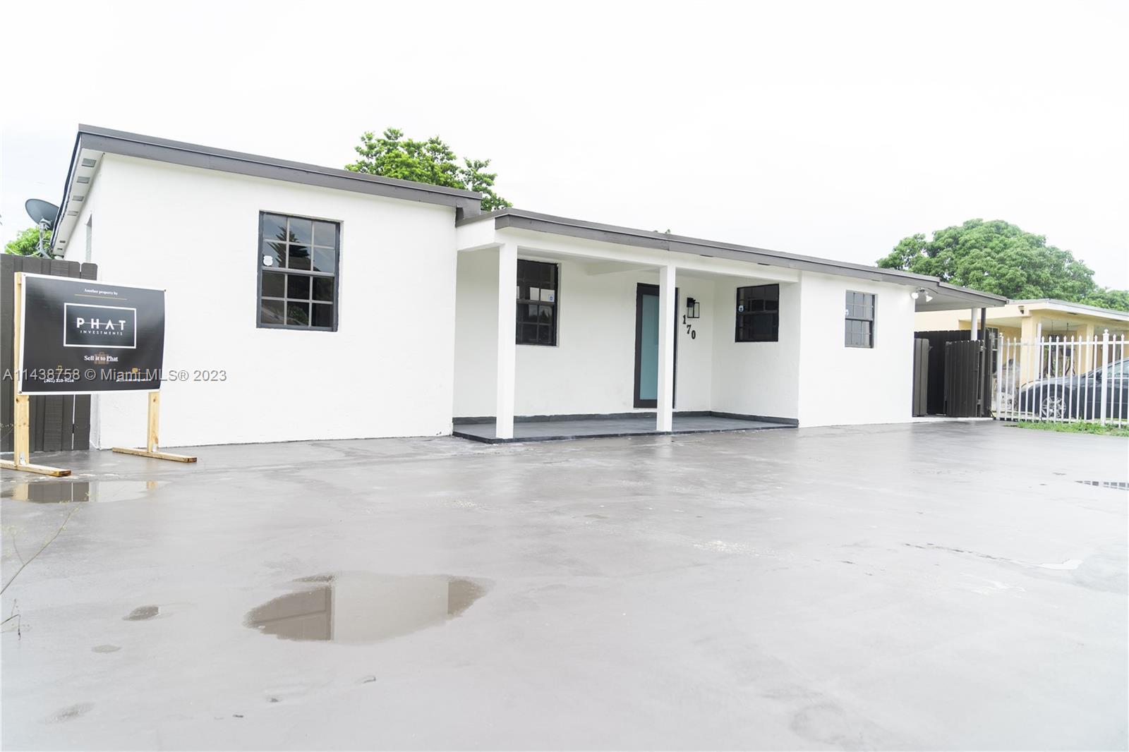 Photo of 170 E 43rd St in Hialeah, FL