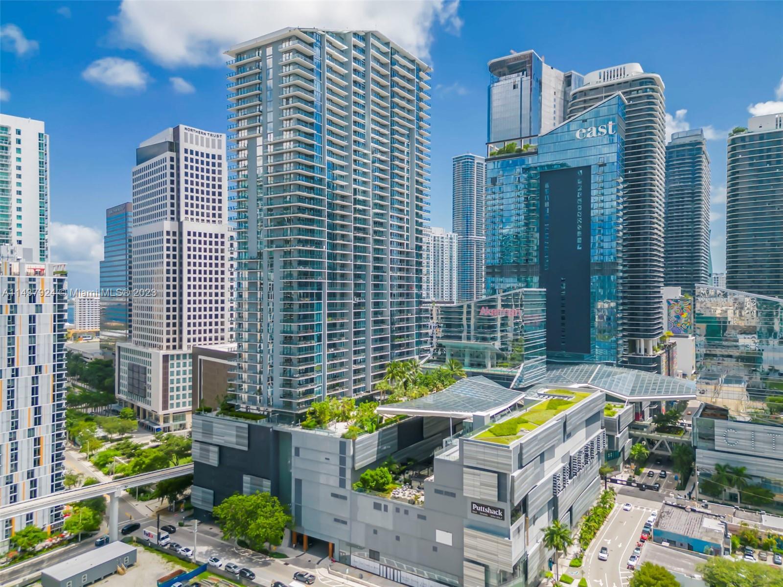 Photo of 68 SE 6th St #2411 in Miami, FL
