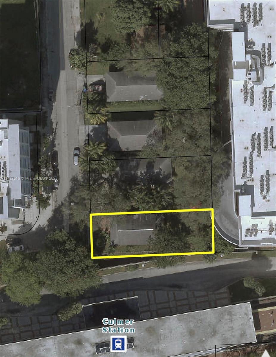 Photo of 1139 NW 7th Ct in Miami, FL