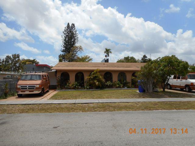 Photo of 5706 SW 27th St in West Park, FL