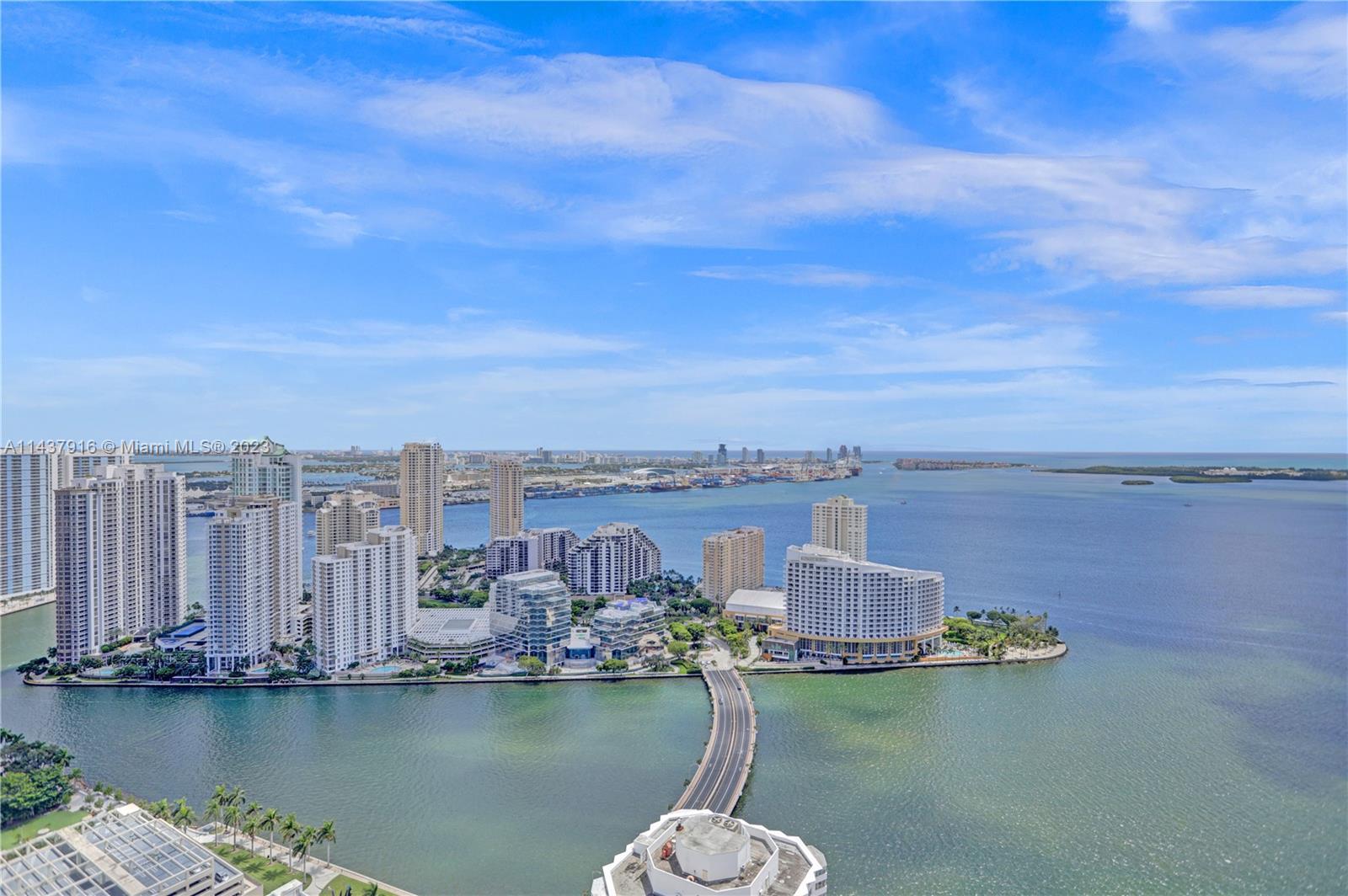 Photo of 950 Brickell Bay Dr #4610 in Miami, FL