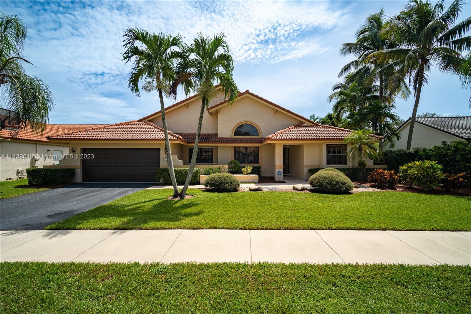 Photo of 3548 Southwood Ct in Davie, FL