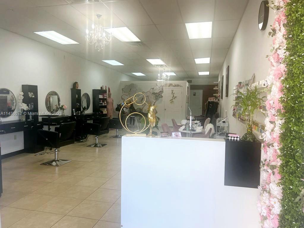 Photo of N Lockwood Ridge Rd in Sarasota, FL