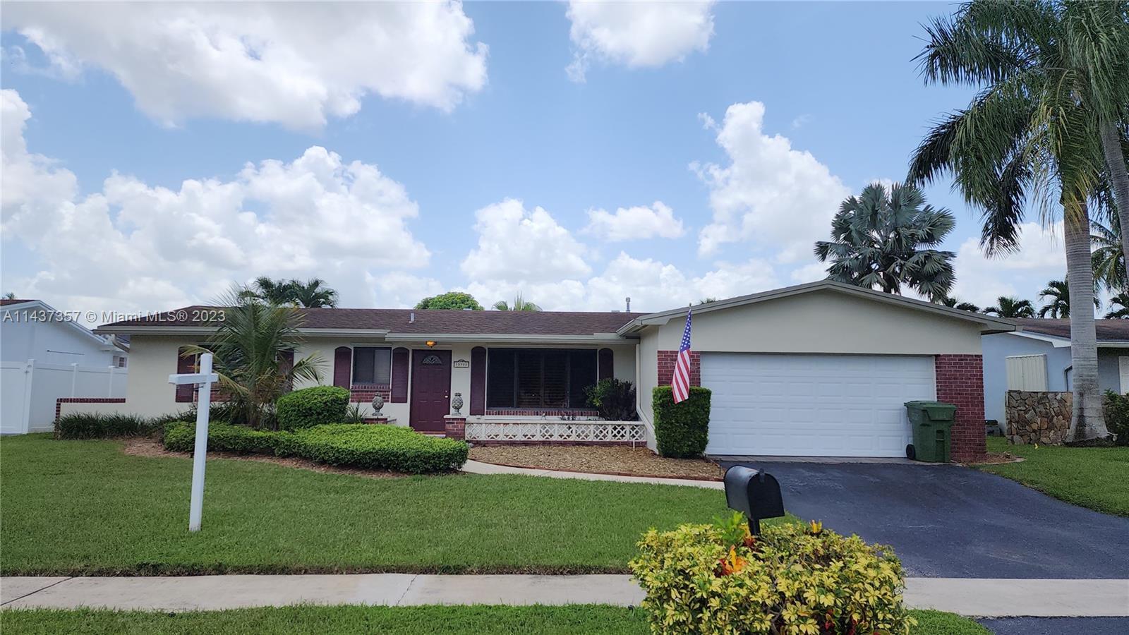 Photo of 10900 NW 20th St in Pembroke Pines, FL