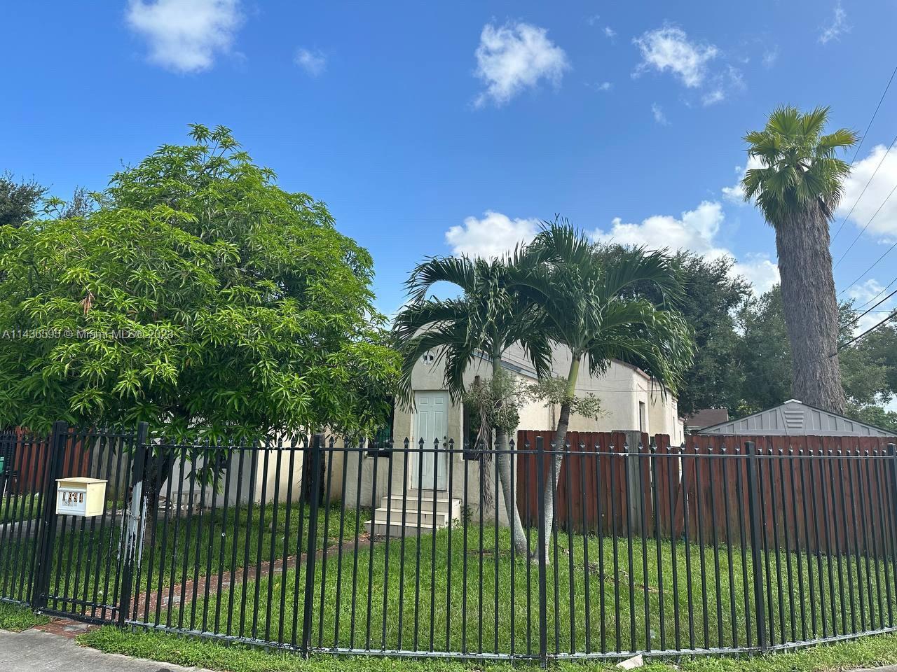 Photo of 1994 NW 47th Ter in Miami, FL