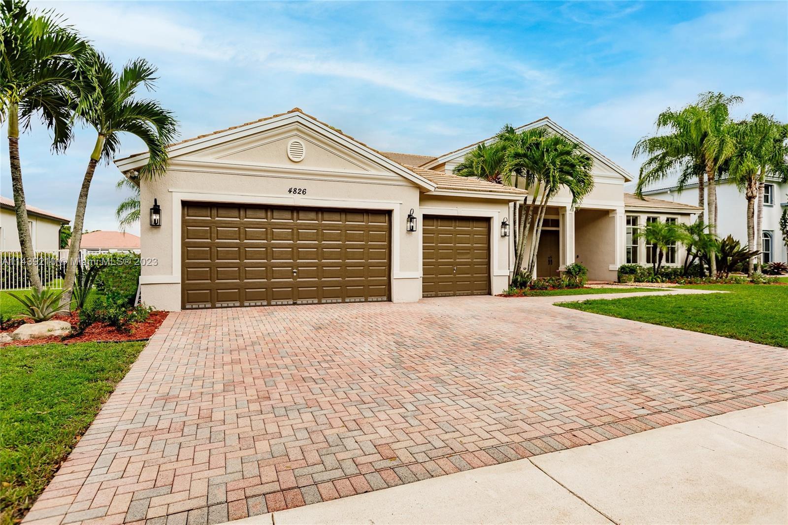 Photo of 4826 Sunkist Wy in Cooper City, FL