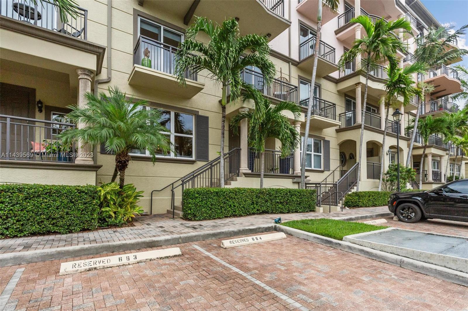 Photo of 2601 NE 14th Ave #104 in Wilton Manors, FL