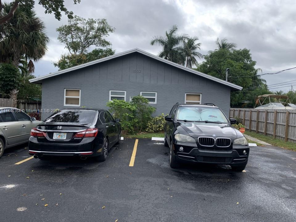 Photo of 1532 NE 34th St in Oakland Park, FL