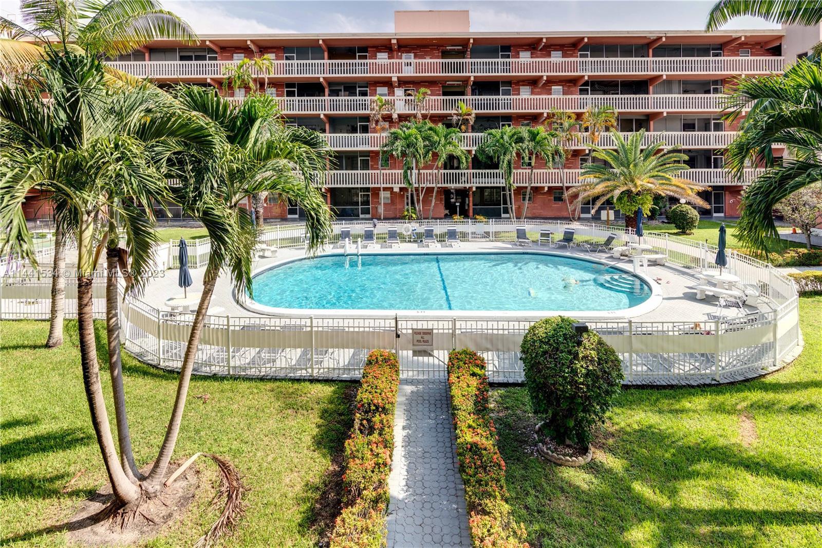 Beautifully remodeled 2 bed/2 bath condo in Hallandale Beach. Enjoy a fully renovated kitchen with q