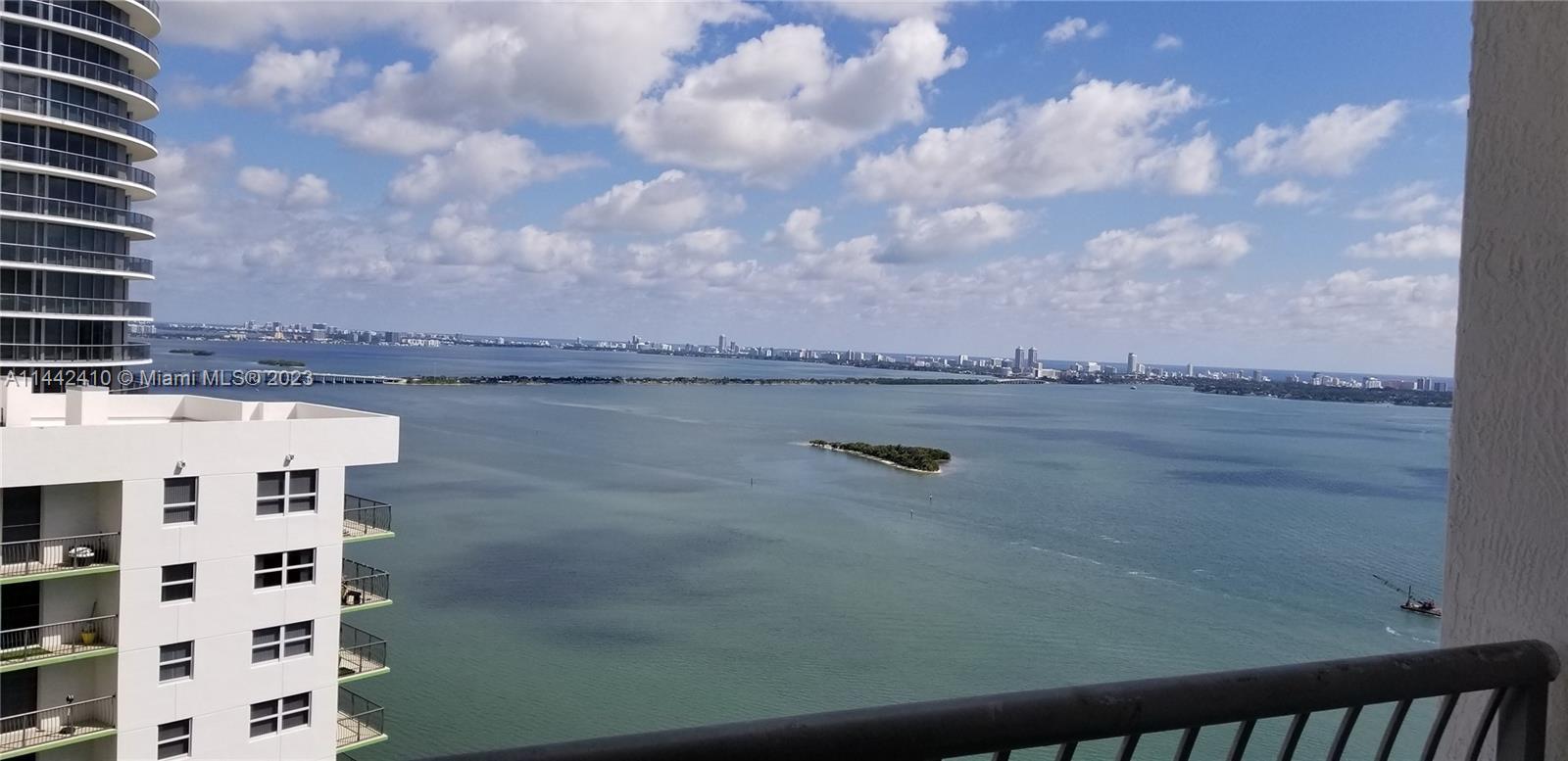 Photo of 1750 N Bayshore Dr #3903 in Miami, FL