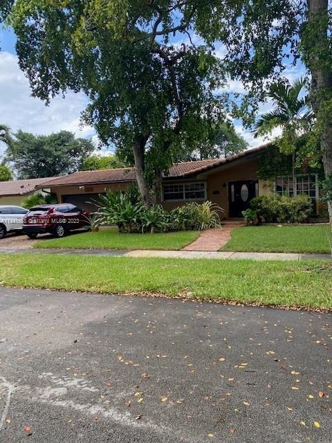 Photo of 6811 Dunoon Ct in Miami Lakes, FL