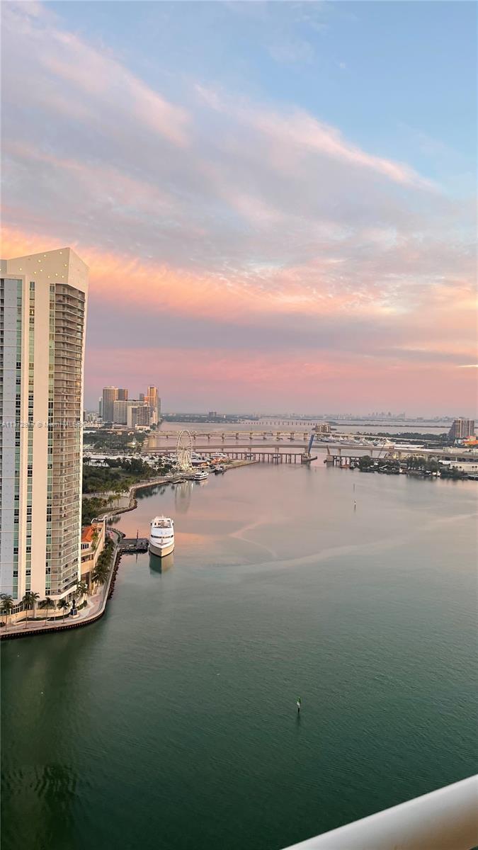 Photo of 888 Brickell Key Dr #2810 in Miami, FL