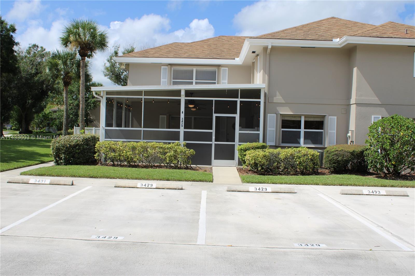 Photo of 3429 SW Sunset Trace Cir in Palm City, FL