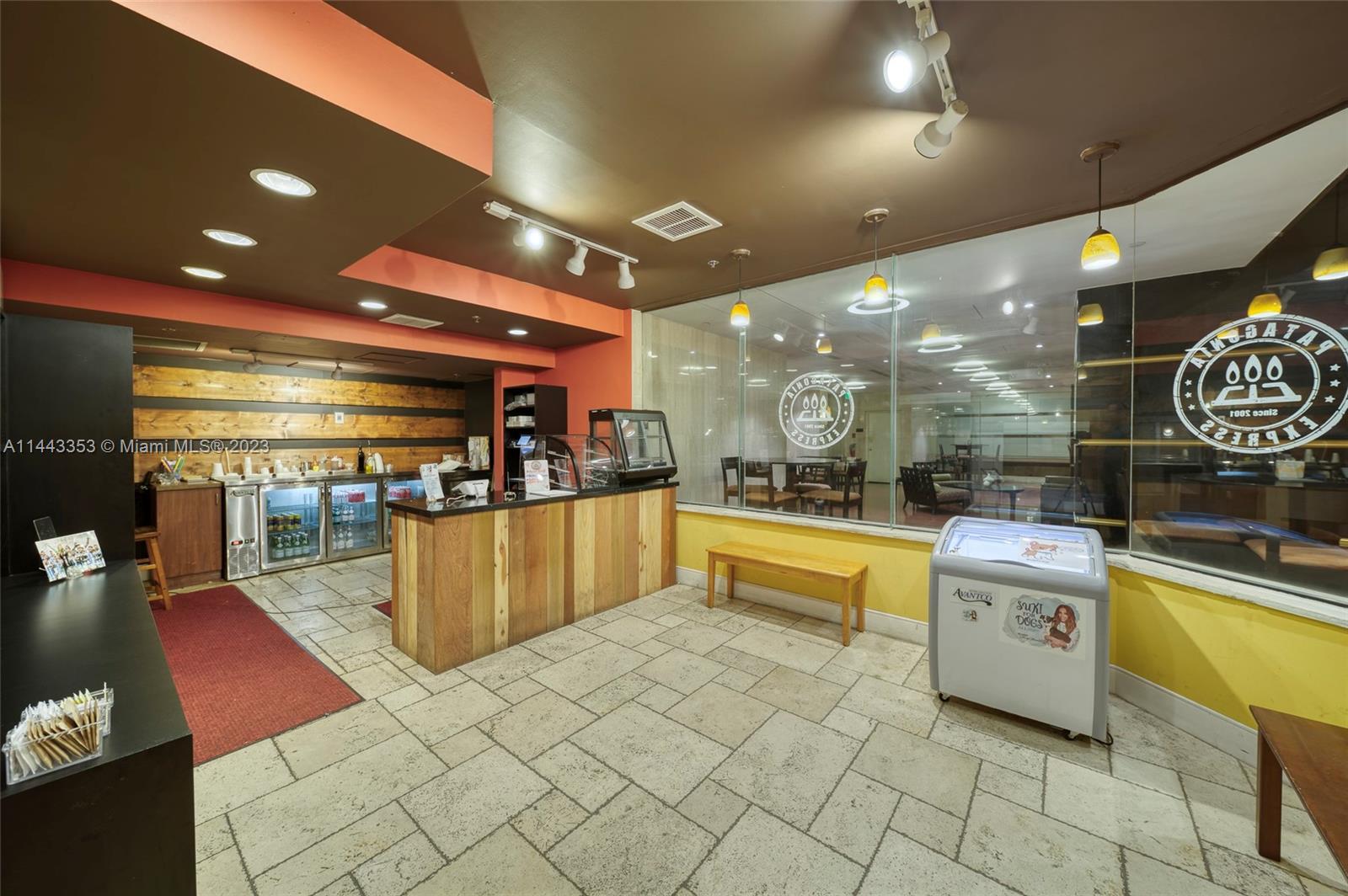 Photo of Restaurant For Sale In Coral Gables With Very Low Rent! in Coral Gables, FL
