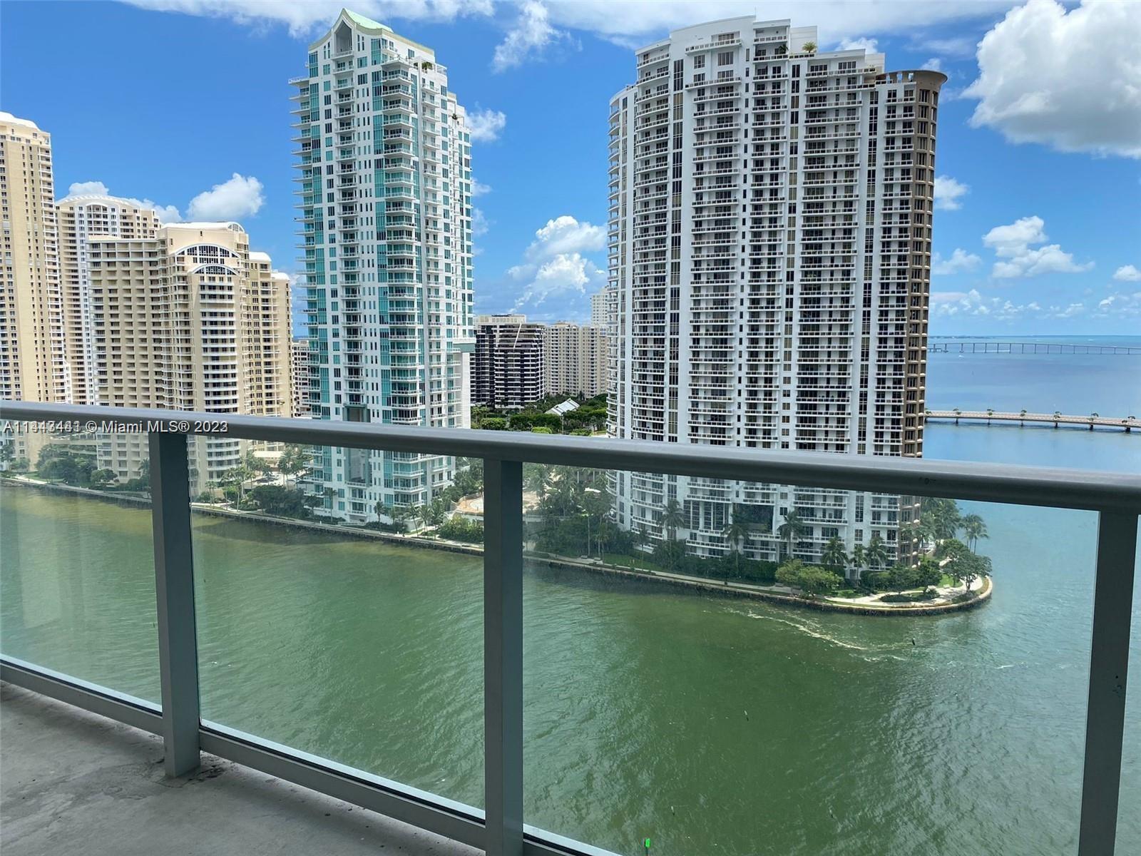 Photo of 300 S Biscayne Blvd #T-1606 in Miami, FL