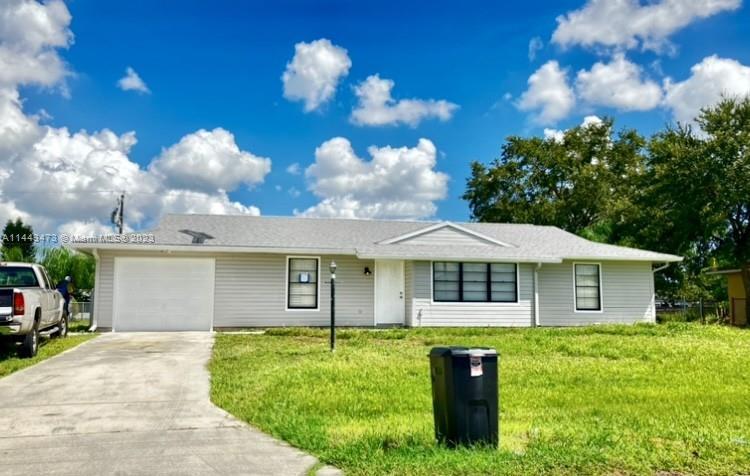 Photo of 141 SW Duval Ave in Port St Lucie, FL