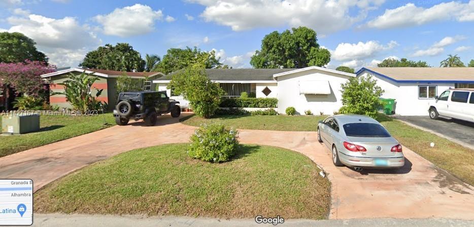 Photo of 7813 Alhambra Blvd in Miramar, FL