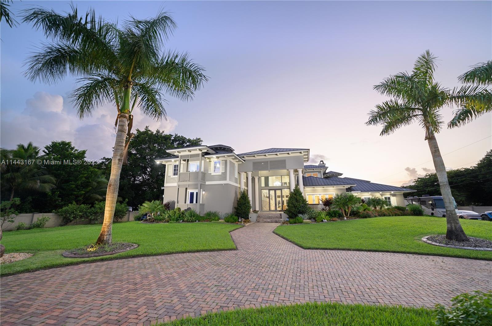 Photo of 5271 SW 136th Ave in Southwest Ranches, FL