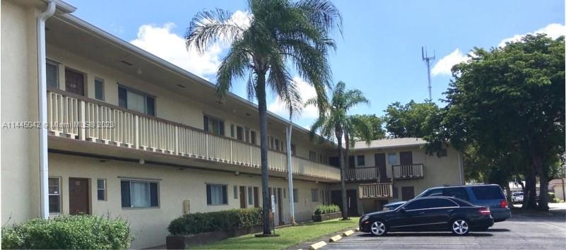 Photo of 6750 Arbor Dr #107 in Miramar, FL