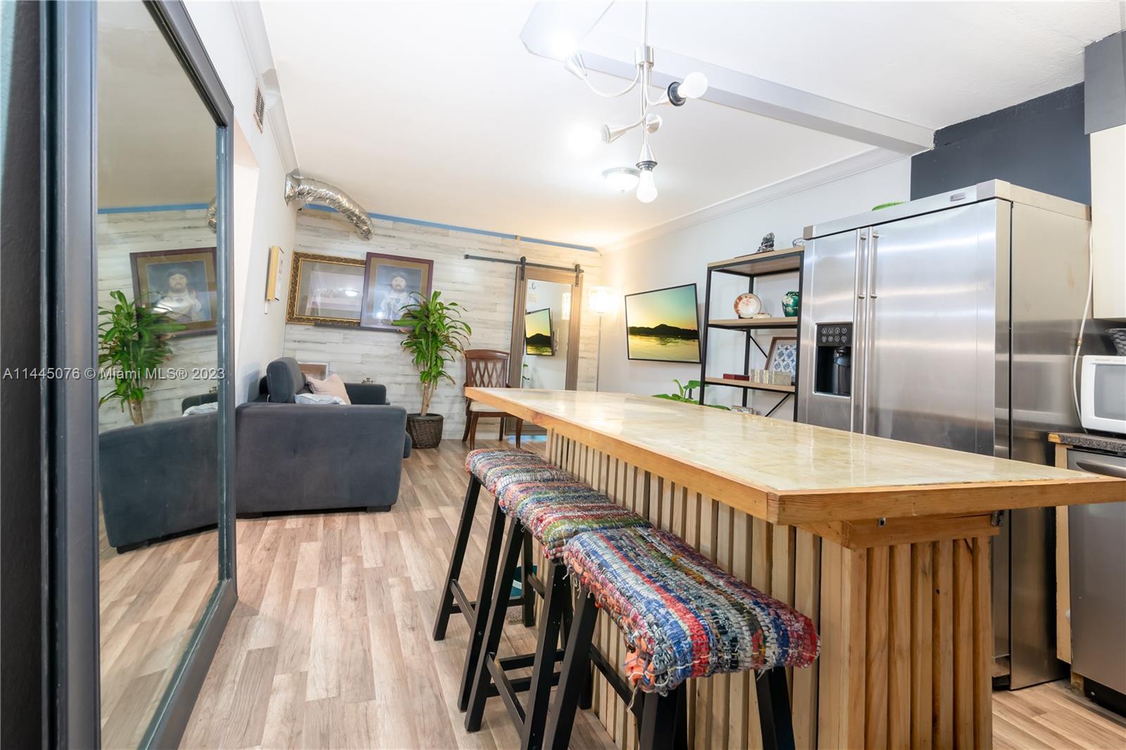 Photo of 980 NE 170th St #218 in North Miami Beach, FL