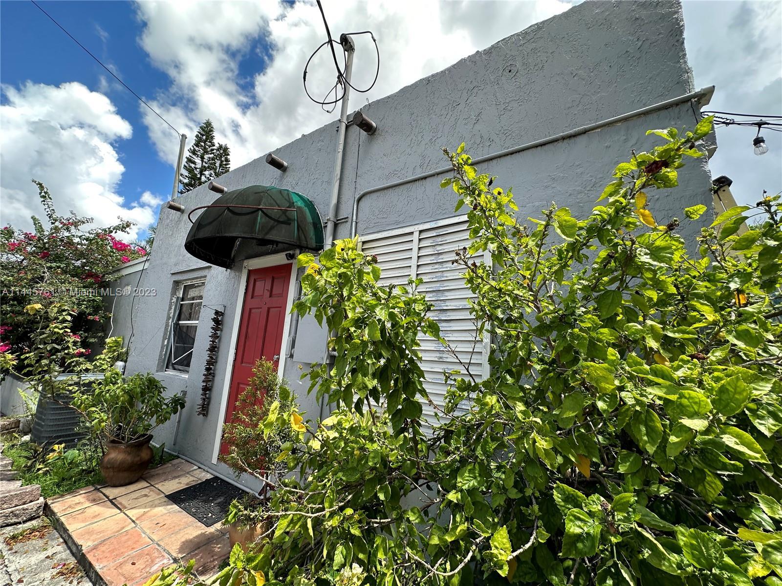 Photo of 8261 NW South River Dr in Medley, FL