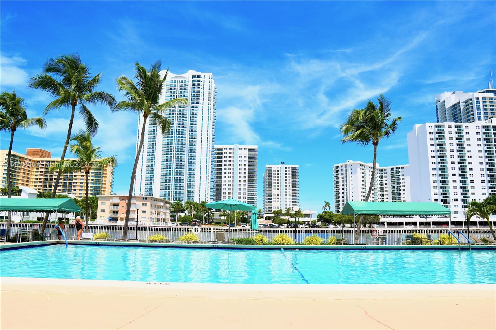 Photo of 1000 Parkview Dr #531 in Hallandale Beach, FL