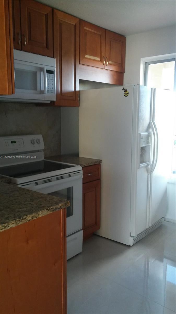 Photo of 9240 Fontainebleau Blvd #505 in Miami, FL