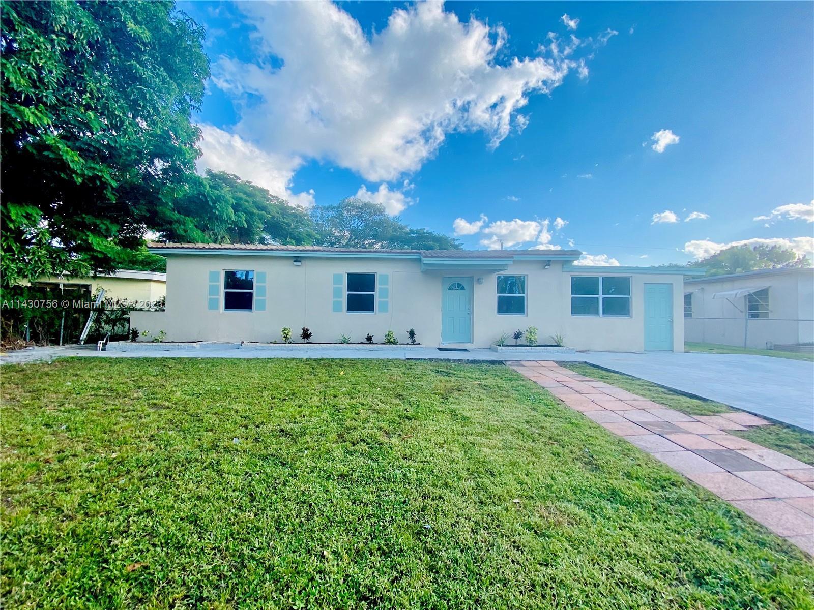 Photo of 1524 NW 15th St in Fort Lauderdale, FL