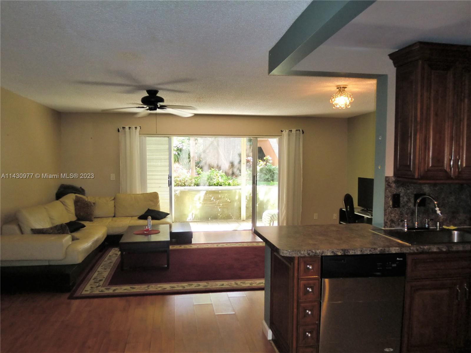Photo of 1000 NE 14th Ave #111 in Hallandale Beach, FL