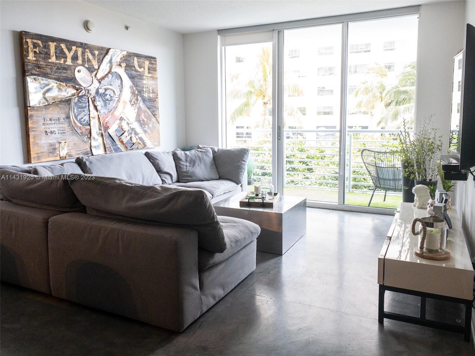 Photo of 335 S Biscayne Blvd #808 in Miami, FL