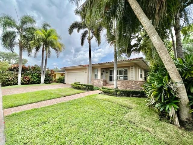 Photo of 521 Gerona Ave in Coral Gables, FL