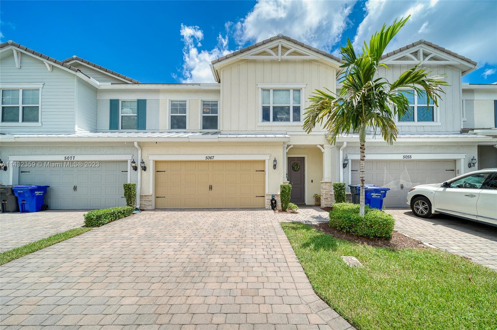 Photo of 5067 Eucalyptus Dr in Hollywood, FL