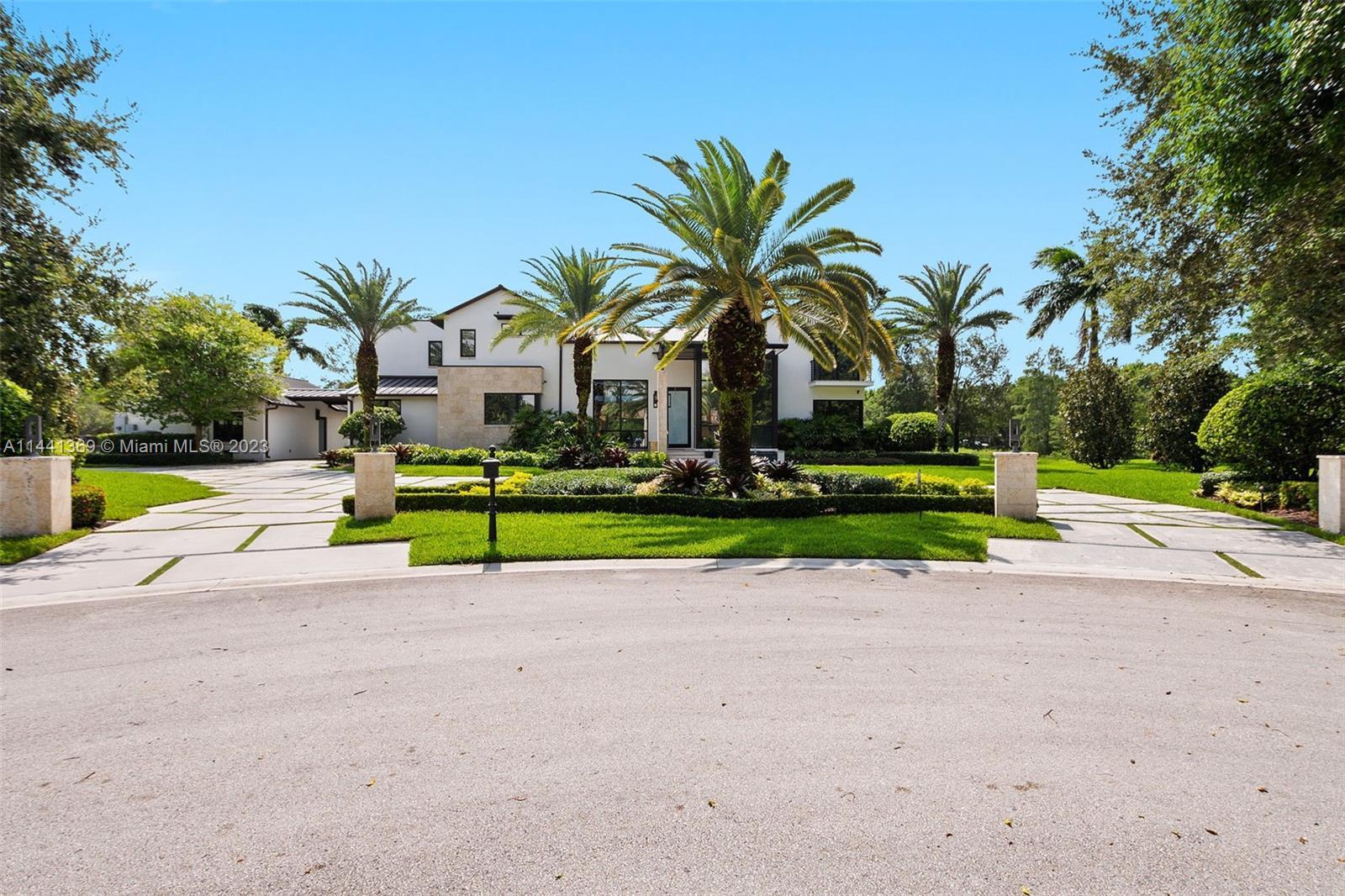 Photo of 3714 Pine Lake Dr in Weston, FL