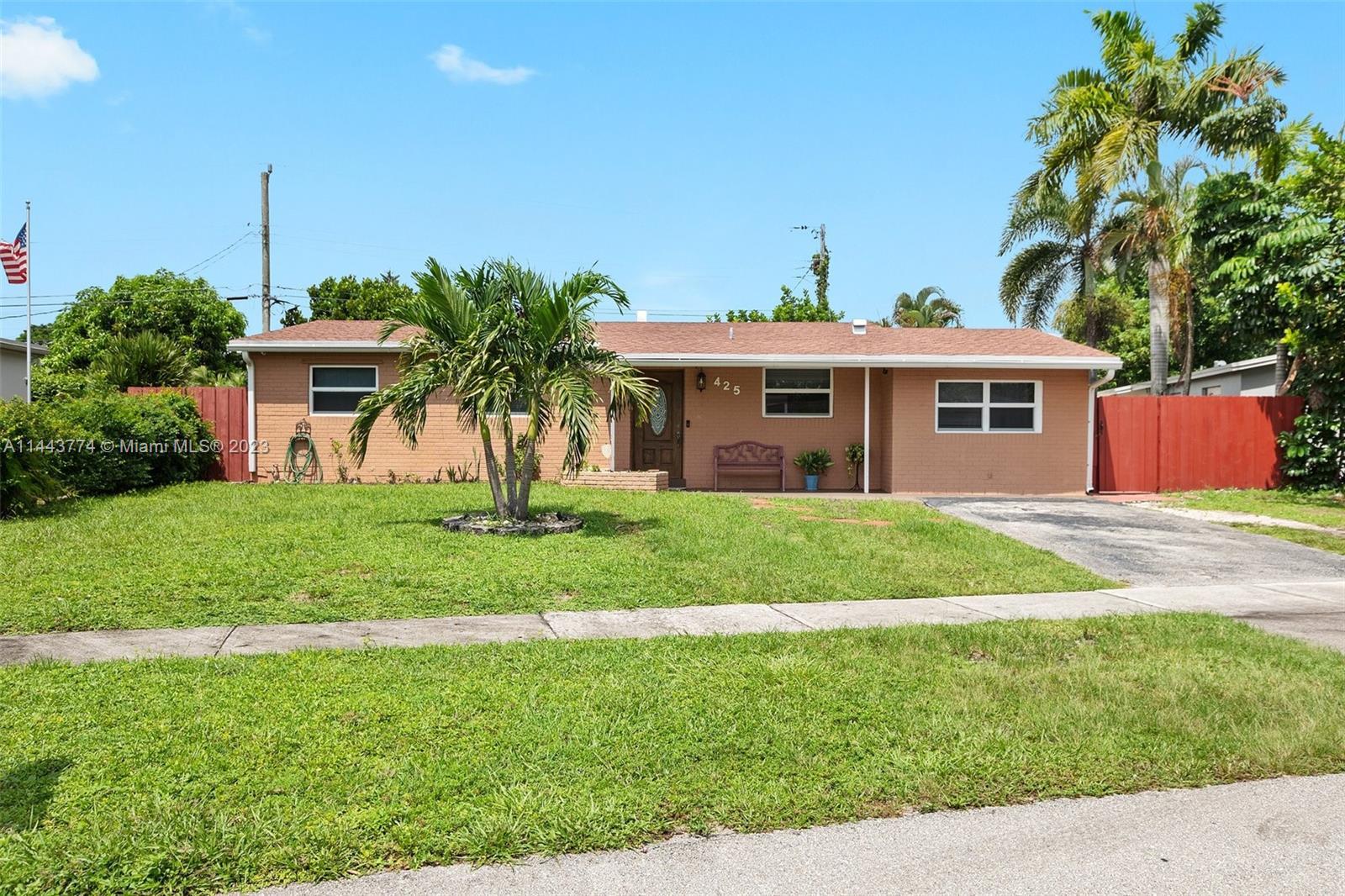 Photo of 425 SW 64th Ter in Margate, FL