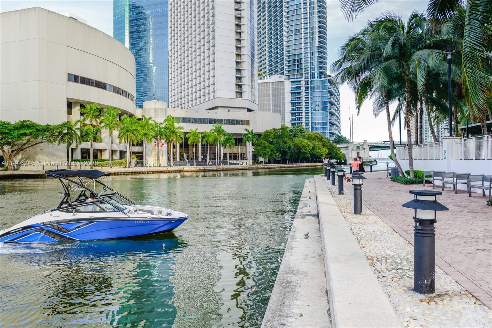 Photo of 31 SE 5th St #1808 in Miami, FL