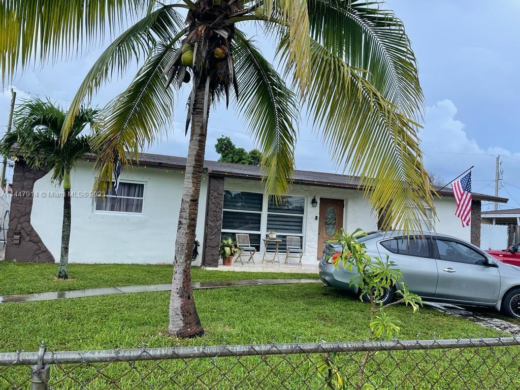 Photo of 3965 NW 176th St in Miami Gardens, FL
