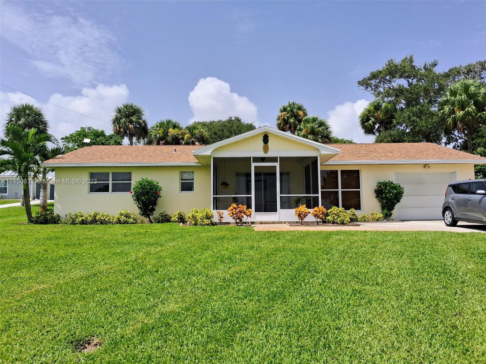 Photo of 12845 S Indian River Dr in Jensen Beach, FL